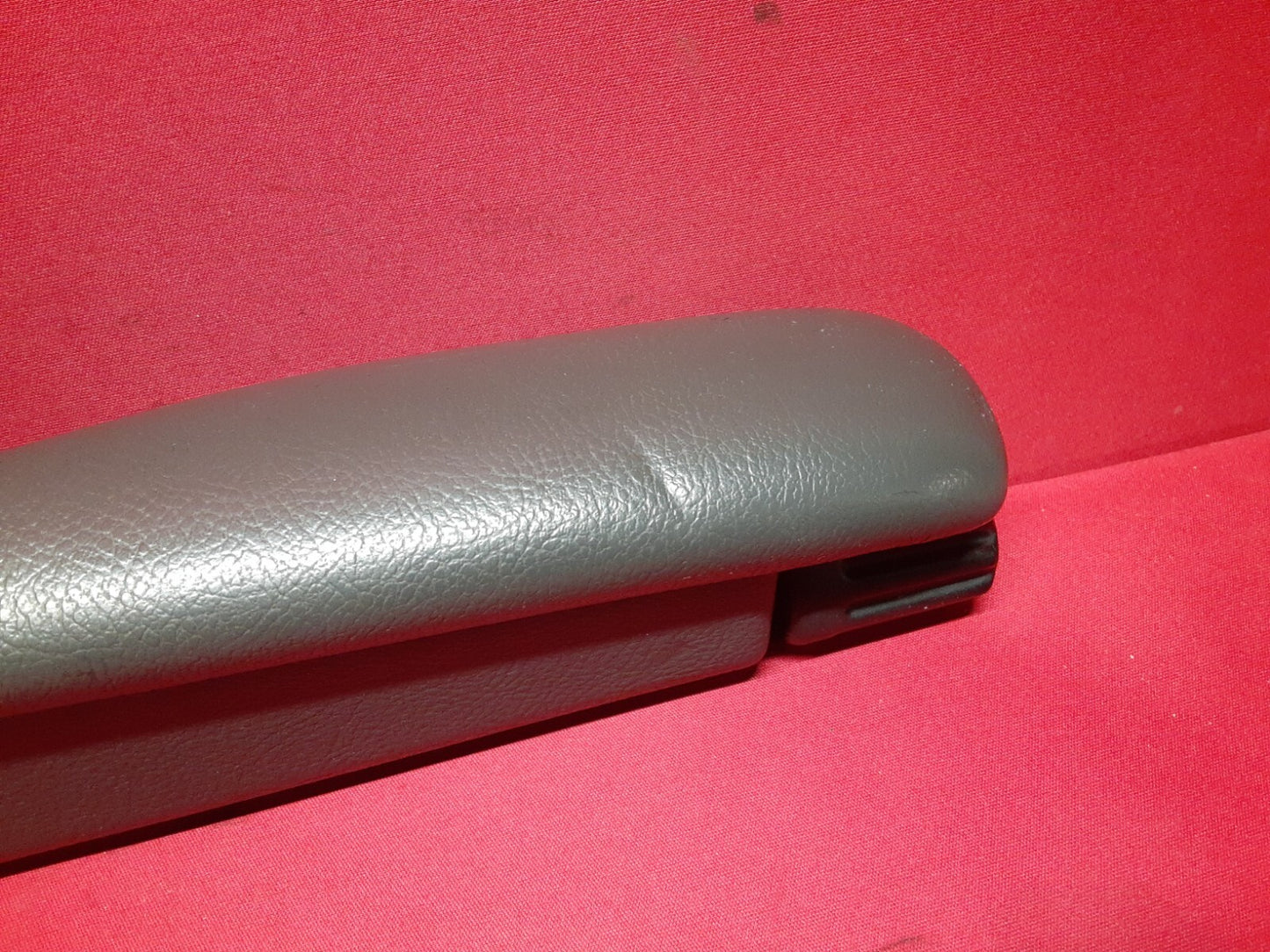 2003 - 2006 Range Rover HSE FRONT LEFT Seat Arm Rest Dark Gray HDA000030