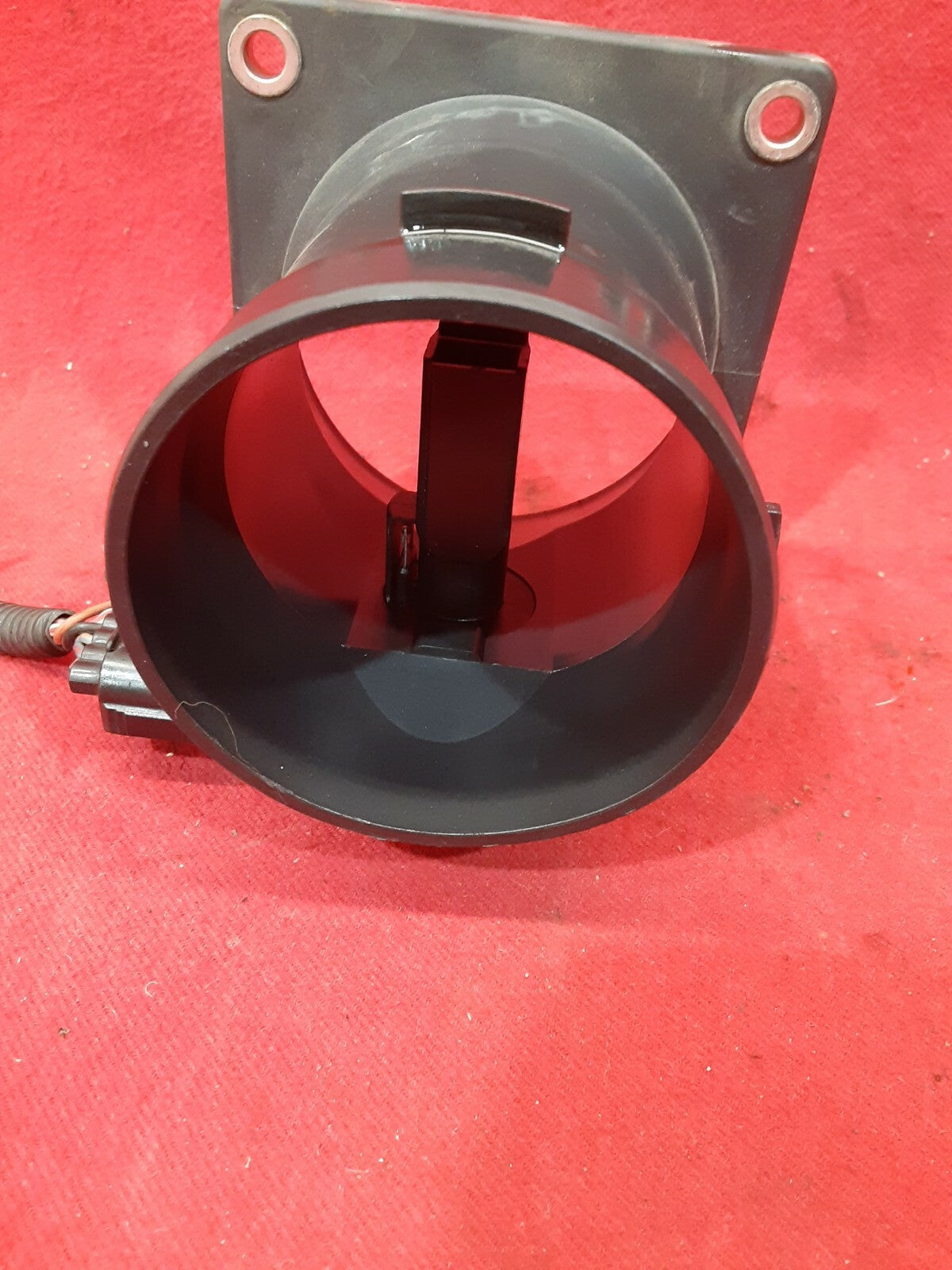 2001 - 2004 Mazda Tribute / Escape / Mariner - Mass Air Flow Sensor / MAF