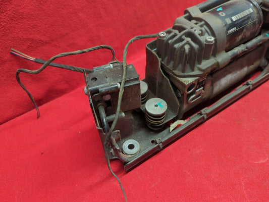 2009 - 2016 BMW 535iGT 5 / 7 Series - Air Suspension Compressor / Pump - 6794465