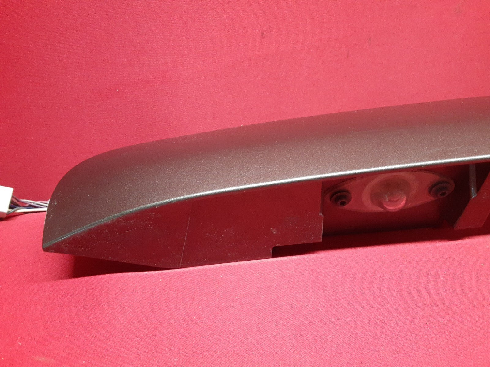 2008 - 2017 Buick Enclave Tailgate License Plate Lamp Trim W/ CAMERA Cocoa Met