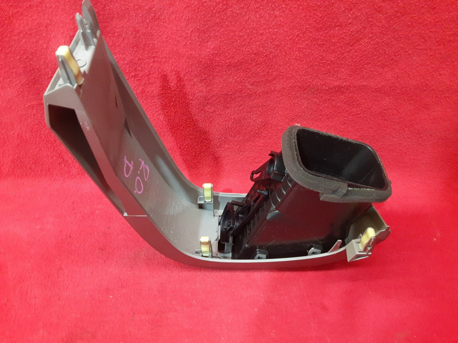 2004 - 2009 Toyota Prius - Front Right / Pass. Outer Vent / Bezel - 55650-47020 