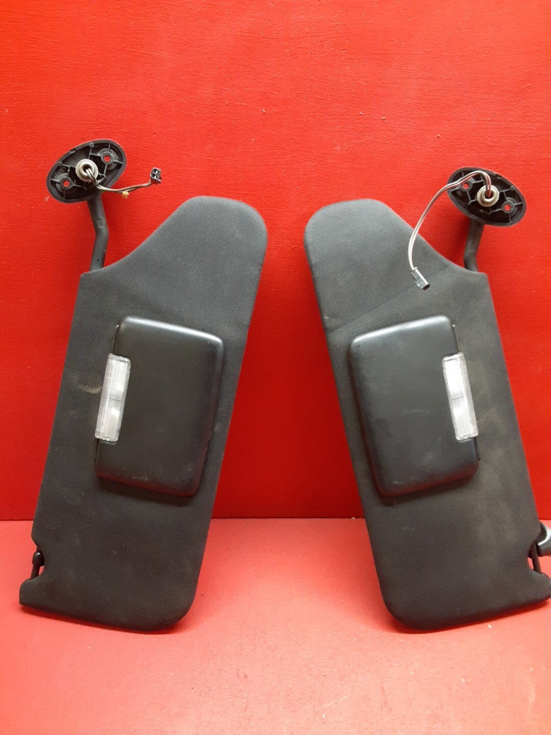 2012 Chrysler 200 Left Right Sun Visor Shade Set Black 55361230AB