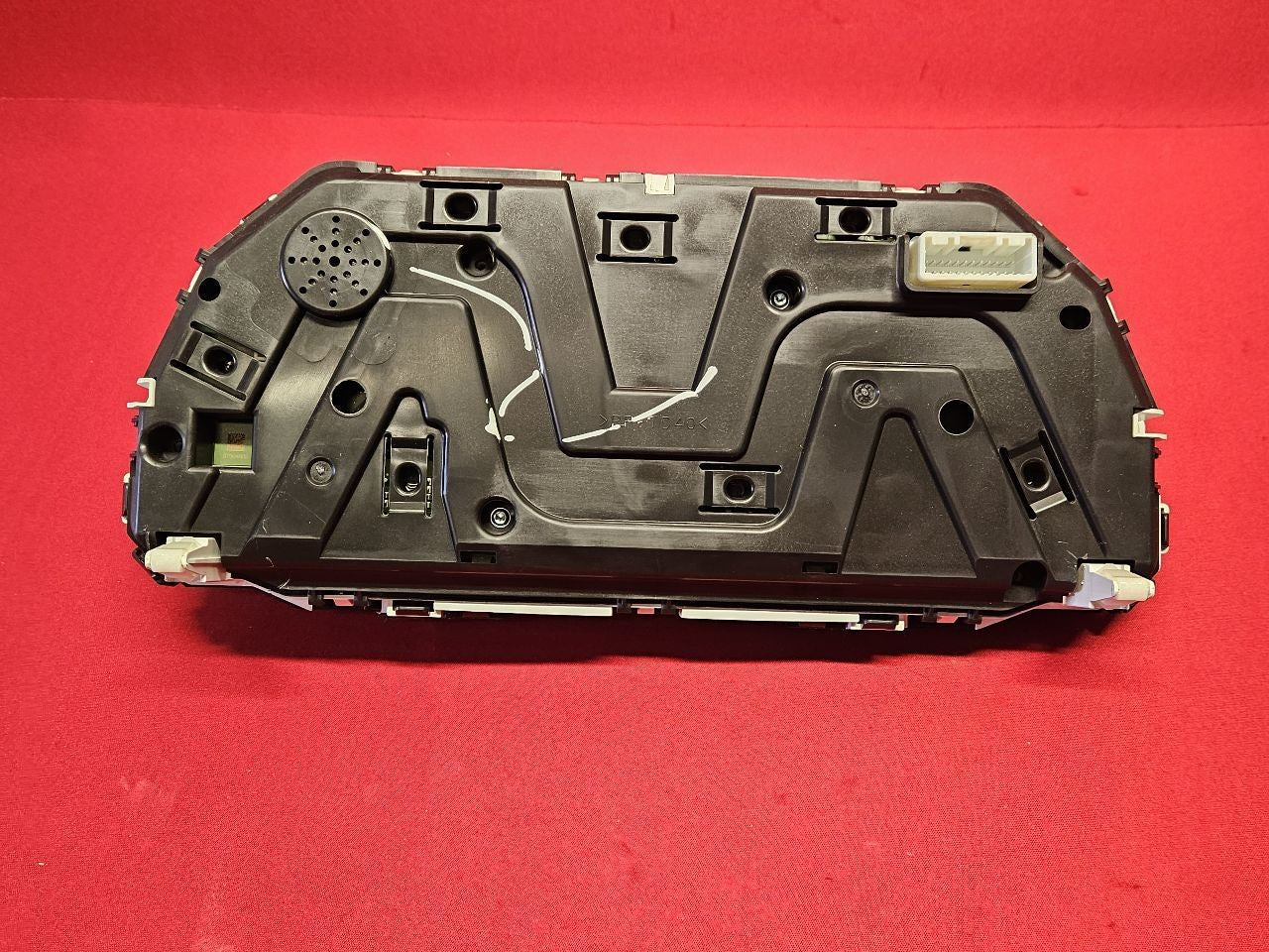 2018 2019 Mitsubishi Eclipse Cross A/T 4WD Speedometer Instrument Cluster 83k