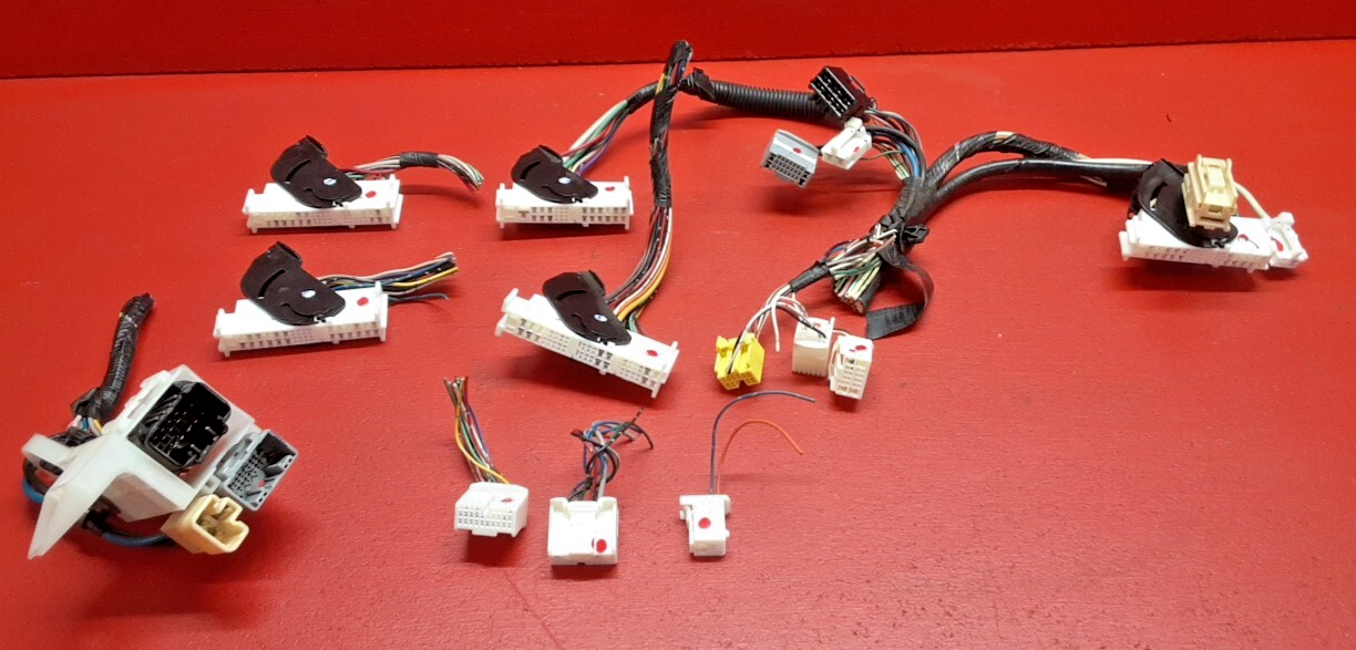 2007-2009 Toyota Camry 2.4L Instrument Panel Fuse Box Block PIGTAILS 82730-06502