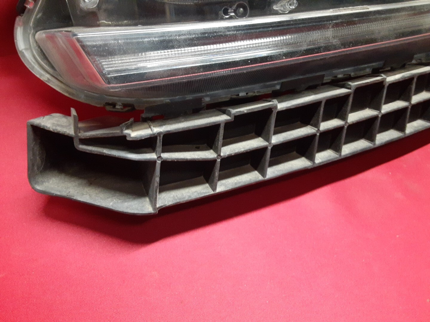 2017 - 2022 Honda CR-V CRV LEFT DRIVER Headlight Lamp HALOGEN 33100-TLA-305