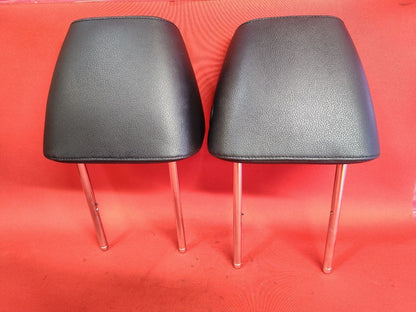 2010 2011 VW Tiguan 09-11 Eos FRONT Left Right Seat Headrest Set Leatherette Blk