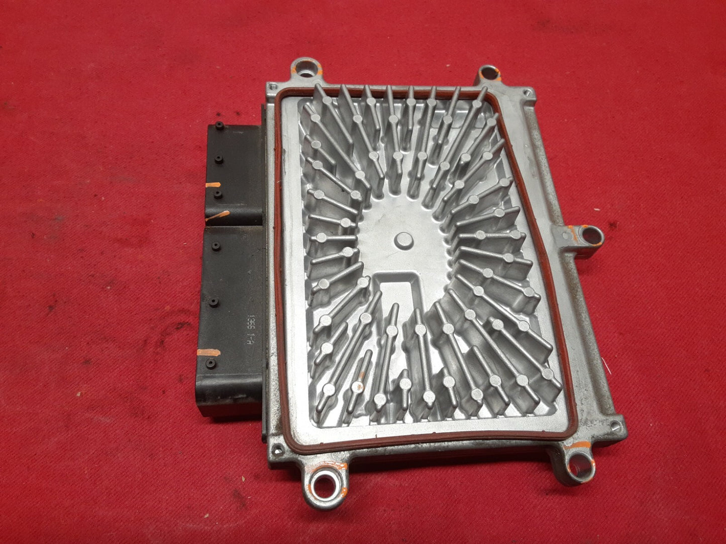2007 2008 2009 2010 Volvo S40 / V50 2.4L L5 Engine Control Module Unit ECM ECU
