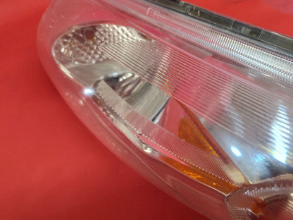 2011-2014 Nissan Juke RIGHT PASSENGER Headlight Turn Signal Combination Lamp