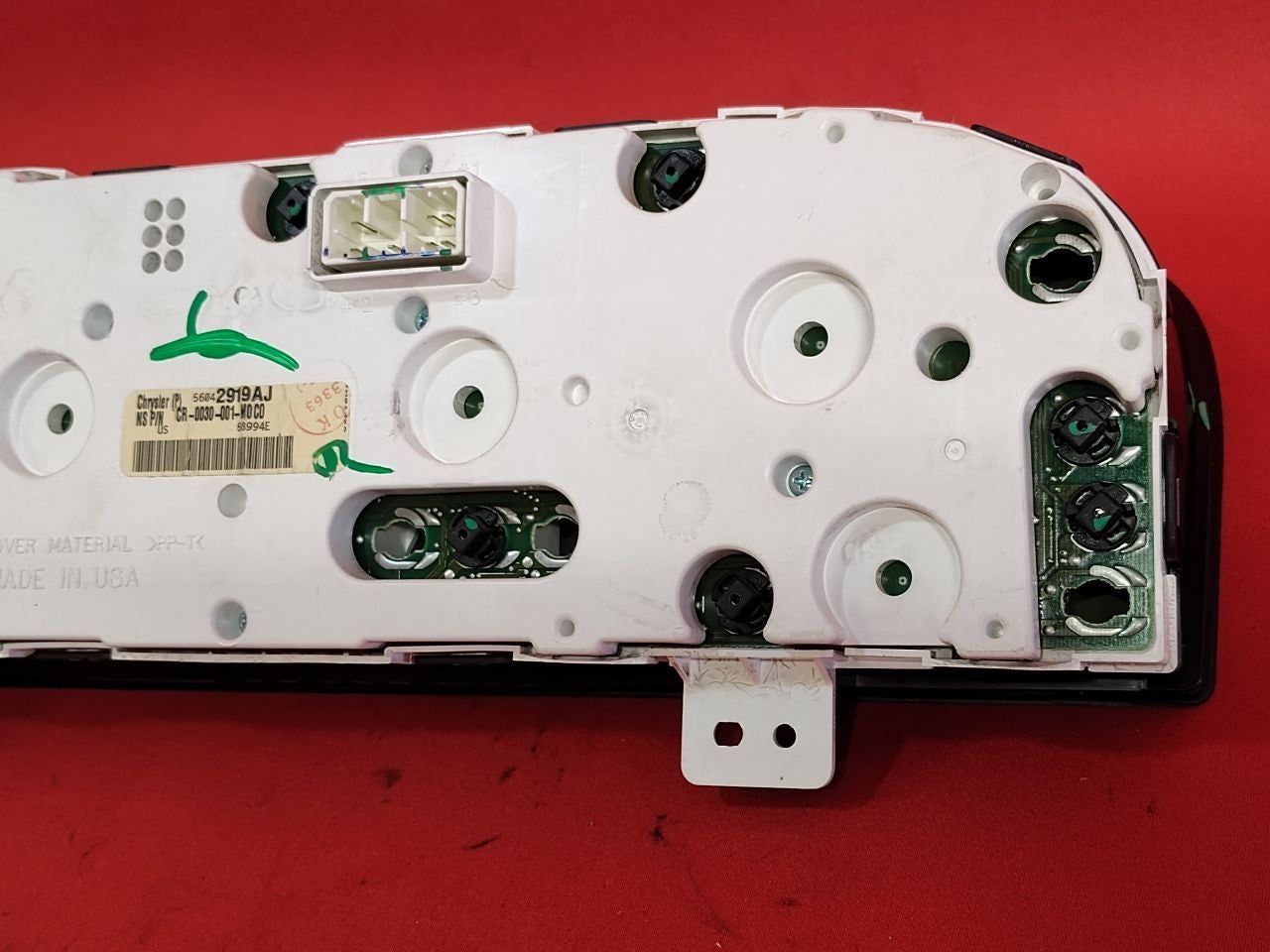 2002-2004 Jeep Grand Cherokee A/T Speedometer Instrument Cluster MPH 56042919AJ