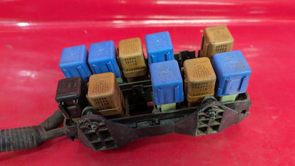 2000 Nissan Pathfinder Auto Trans 4WD Engine Bay Fuse Box Junction Block
