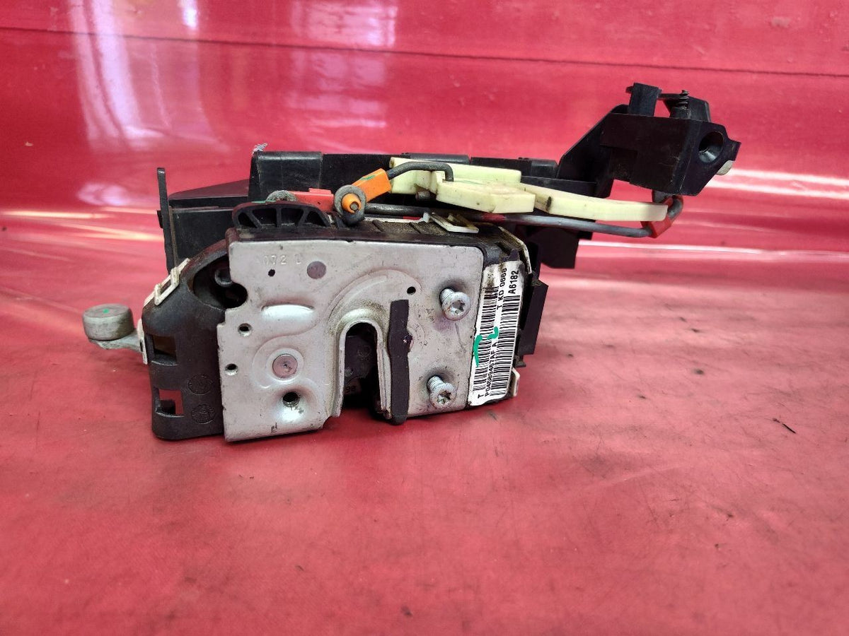 2007-2012 Liberty 07-11 Nitro FRONT LEFT DRIVER Door Latch Lock Actuator