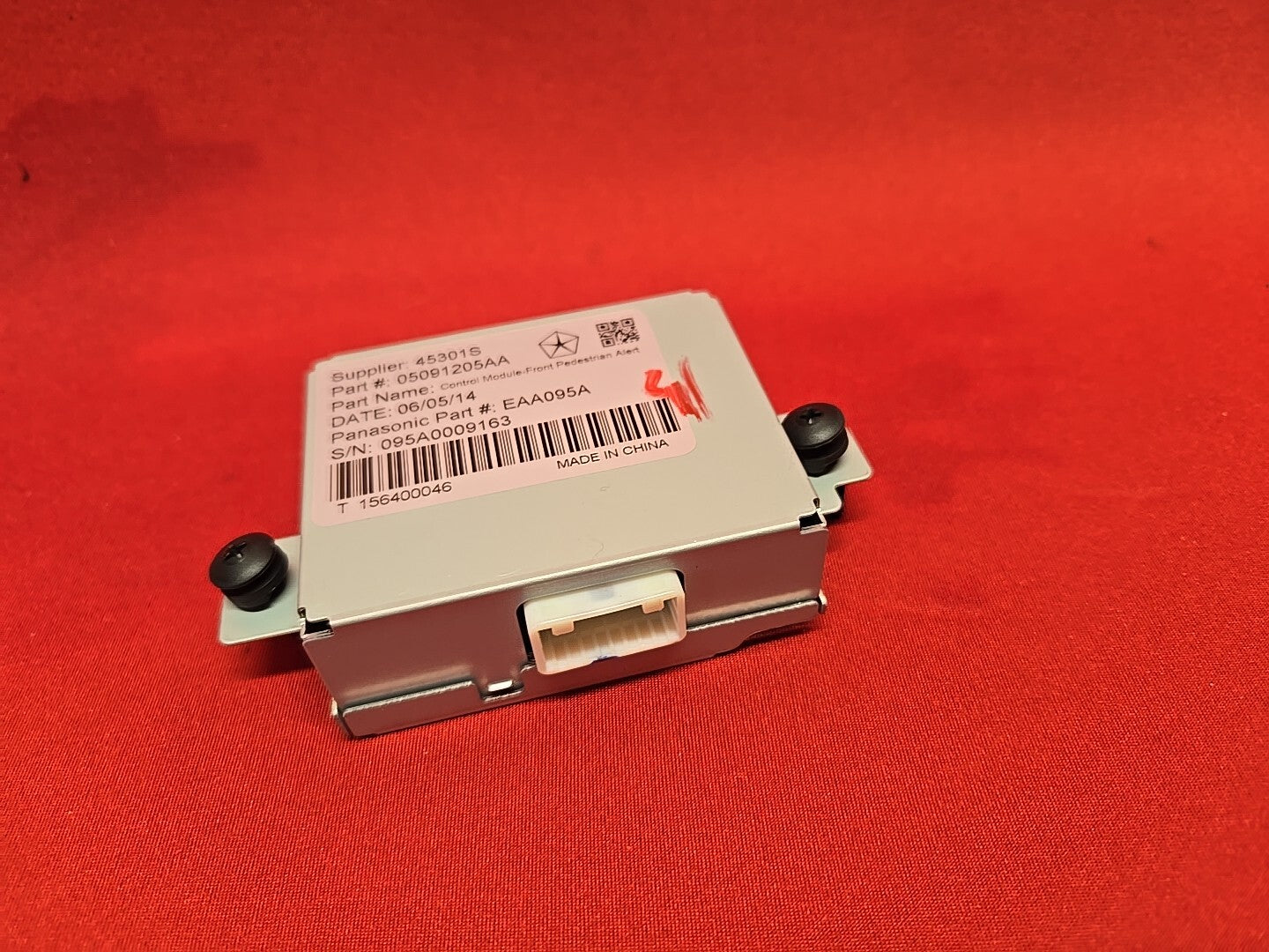 MOPAR Fiat 500 / 500e Chrysler Pacifica Pedestrian Protection Module 05091205AA