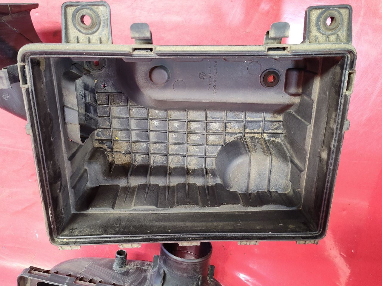 2009-2018 Dodge Ram 1500 2500 3500 Air Cleaner Filter Box w/ Intake Duct