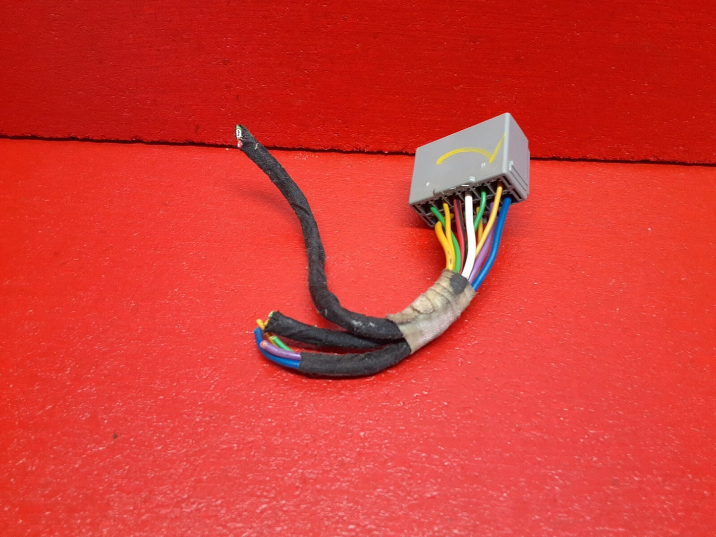 99-14 Volvo Multi Vehicle DRIVER LEFT Seat Memory Control Module - PIGTAILS ONLY