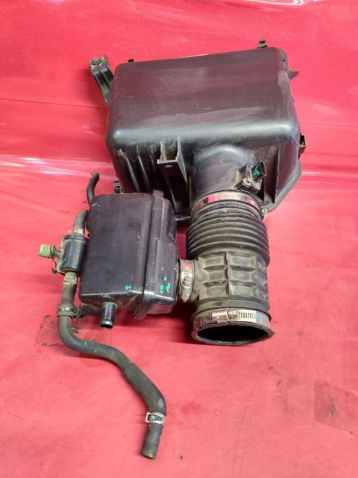 2011 2012 Infiniti QX56 Air Filter Cleaner Box Resonator Inlet Tube Duct SET