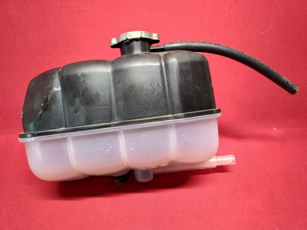 2011-2020 Infiniti 2017-2024 Nissan Engine Coolant Tank Expansion Reservoir