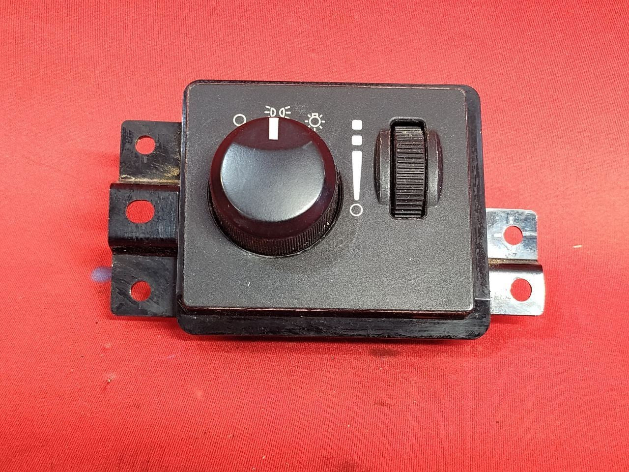 2004-2009 Dodge Durango Headlight Lamp Knob Dimmer Rheostat Switch 68019456AB