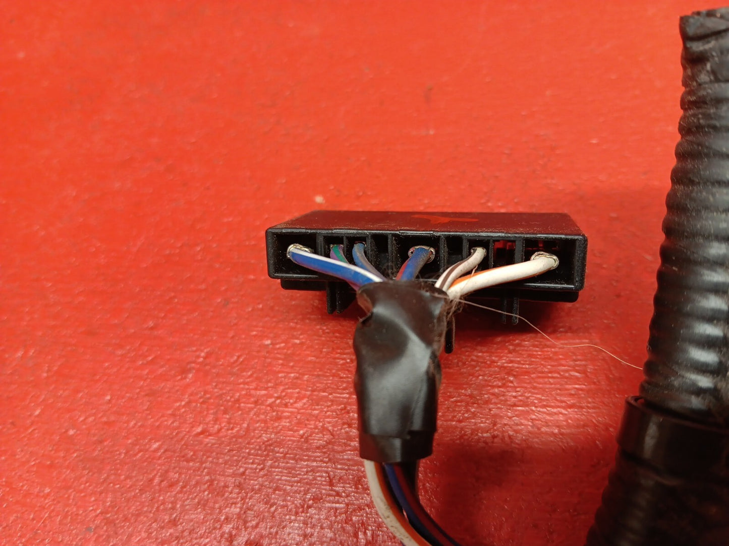 2008 - 2012 Ford Escape / 08-11 Mercury Mariner Hybrid Turn Signal PIGTAIL ONLY