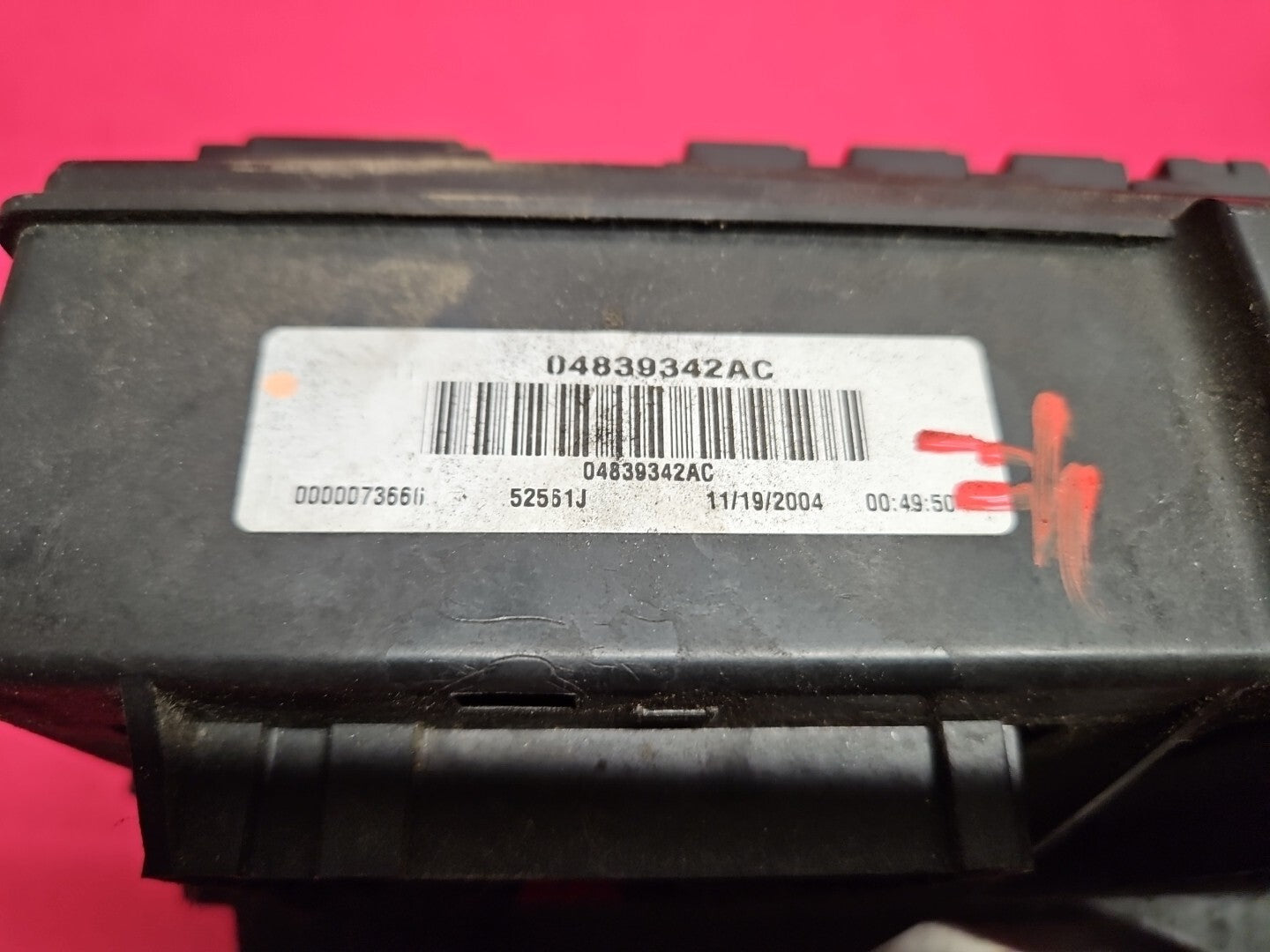 2005 Jeep Grand Cherokee 5.7L V8 Hemi Integrated Power Fuse Box & Module TIPM