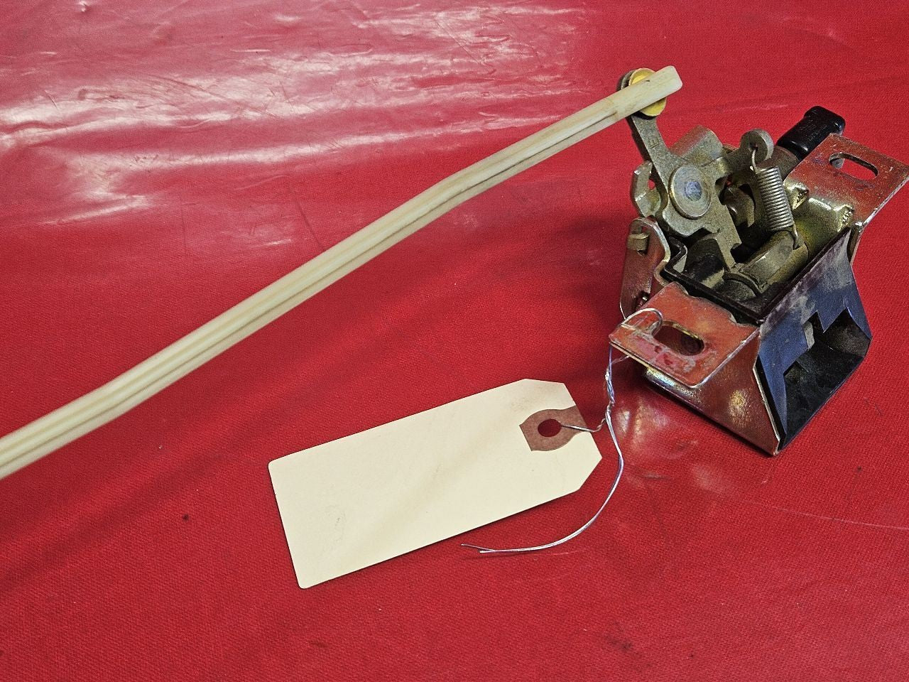 1996-2005 Taurus / Sable Station WAGON Hatch Liftgate GLASS Latch Lock Actuator