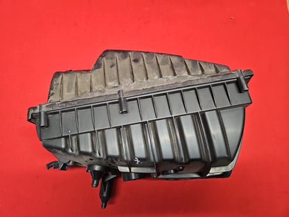 2010 - 2013 Range Rover Sport & LR4 5.0L V8 Air Cleaner Filter Intake Box RIGHT