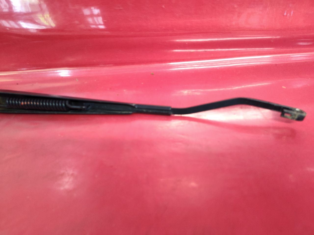 2012 - 2019 Fiat 500 / Fiat 500e Front Windshield Wiper Arms Left Right Set
