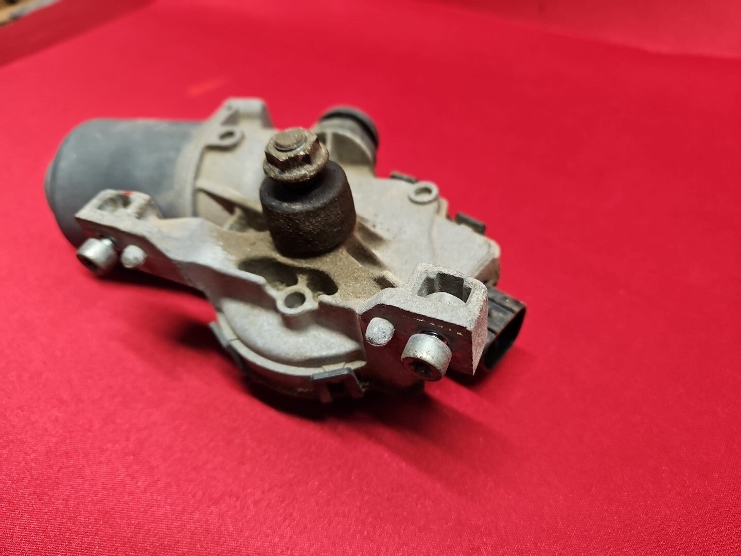 2011 - 2013 Dodge Durango Jeep Grand Cherokee FRONT Windshield Wiper MOTOR ONLY