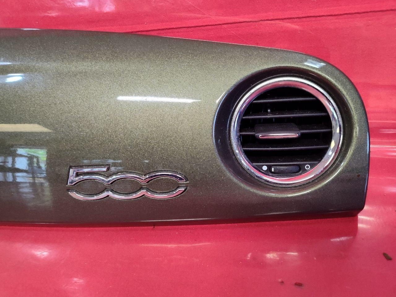 2012-2015 Fiat 500 Instrument Panel Dash Vent Trim Set PFP: Oliva Green Pearl