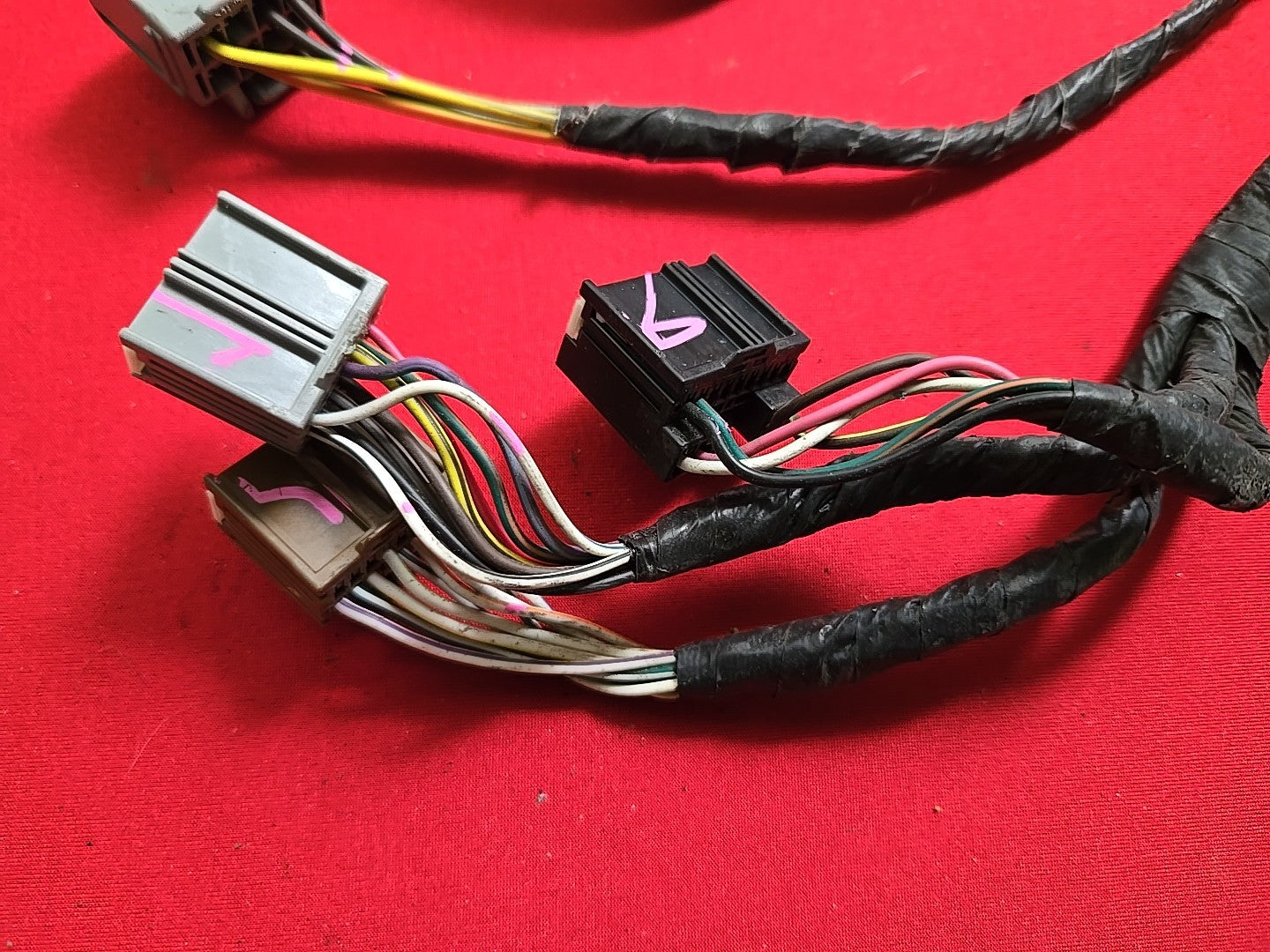 2011-2014 Chrysler 200 Dodge Avenger TIPM Module Fuse Box - PIGTAIL WIRES ONLY