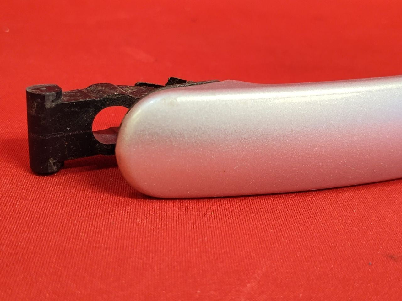 2009-2018 Volkswagen REAR Right -or- Left Door Handle w/ Cap LA7WL Reflex Silver