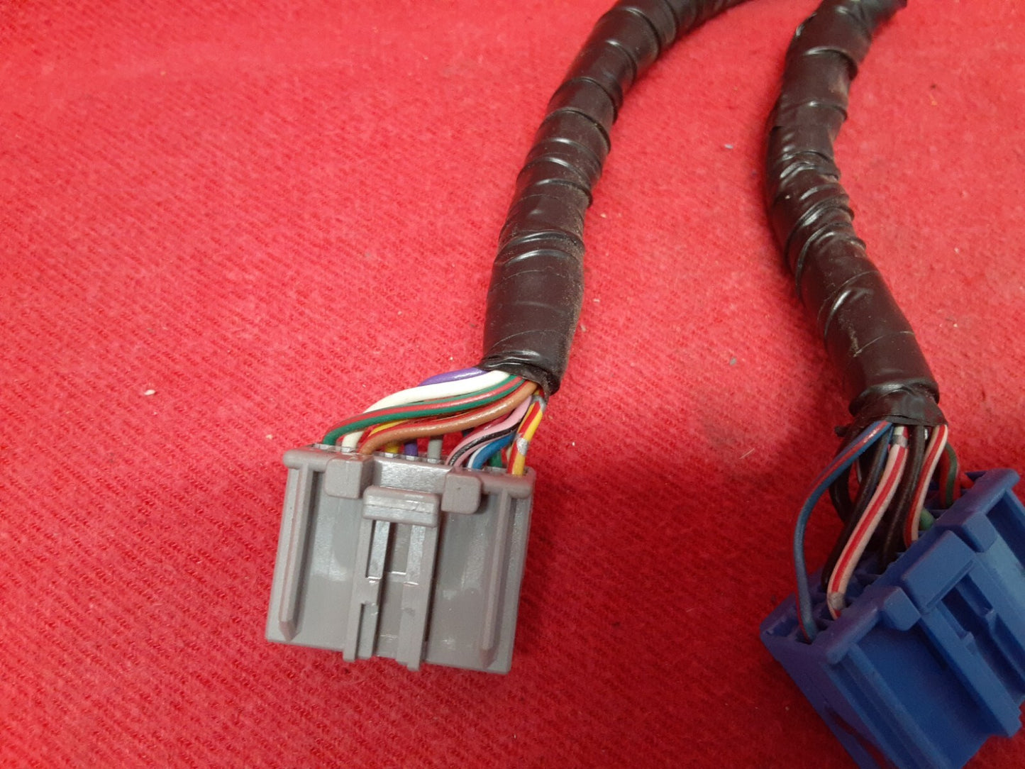 2003 2004 2005 Subaru Baja Legacy 2.5L Integrated Anti-Theft Module PIGTAILS
