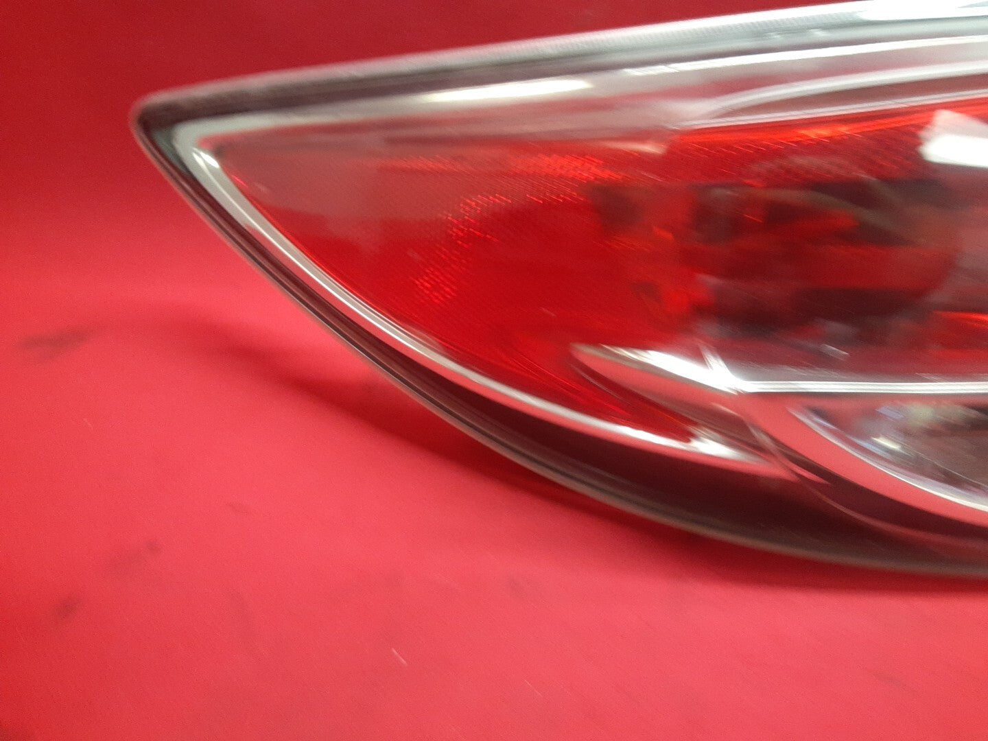 2009 - 2013 Mazda Mazda6 LEFT DRIVER OUTER BODY Tail Light Lamp HALOGEN