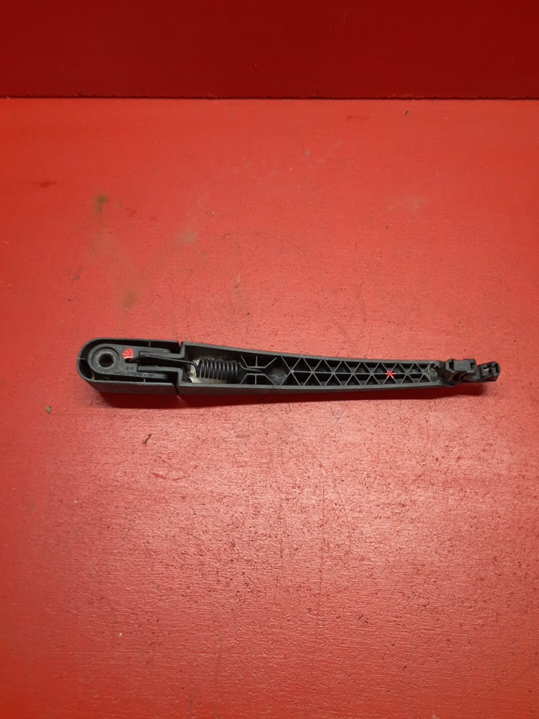 2011-2014 Kia Sportage Rear Back Glass Wiper Arm 98811-1H000