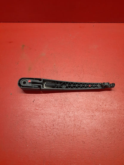 2011-2014 Kia Sportage Rear Back Glass Wiper Arm 98811-1H000