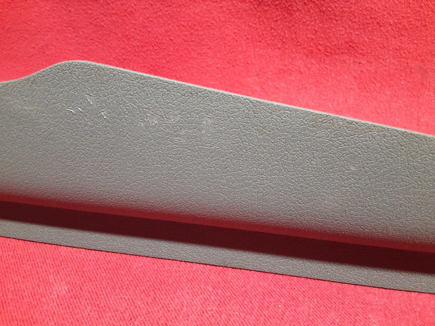 2005 2006 2007 Jeep Grand Cherokee / Commander RIGHT FRONT Seat Track Cover Trim
