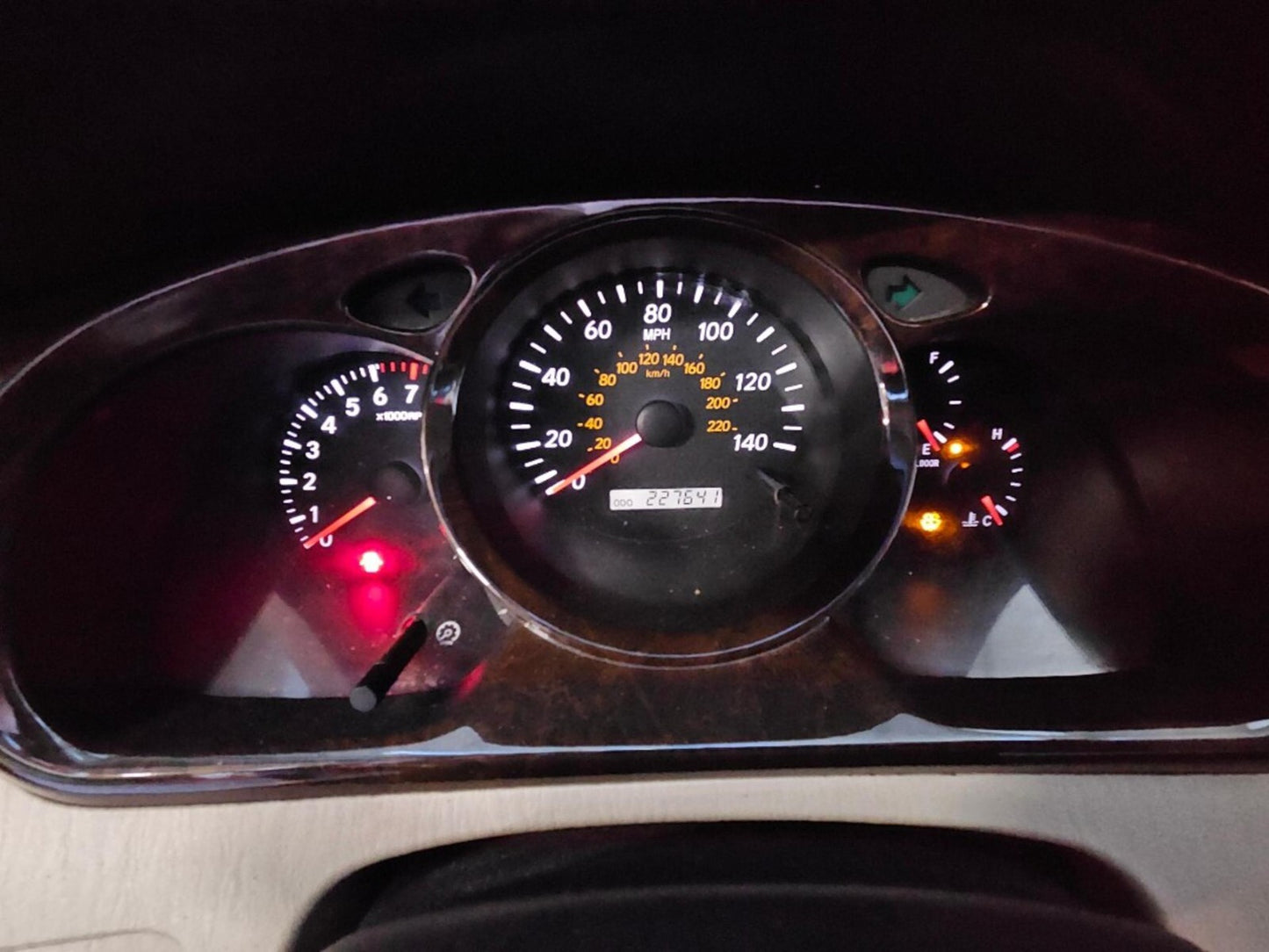 2002 Toyota Highlander Instrument Cluster Speedometer Gauge Assembly 8380048100