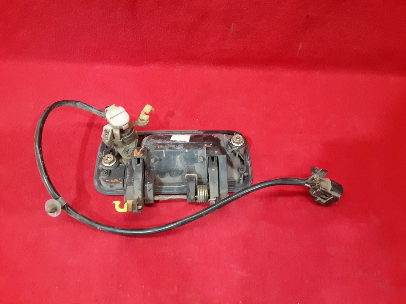1998 1999 2000 2001 2002 Isuzu Rodeo Sport RIGHT PASSENGER Exterior Door Handle