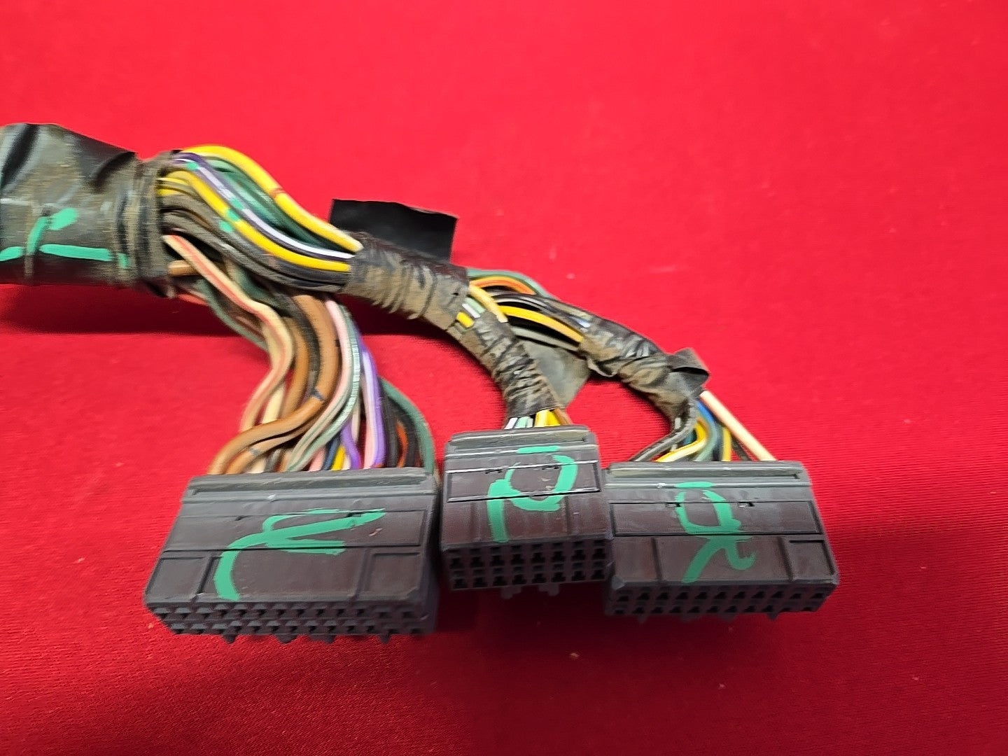1994 1995 Toyota 4Runner / Pickup 3.0L V6 A/T 4WD Engine Control Module PIGTAILS