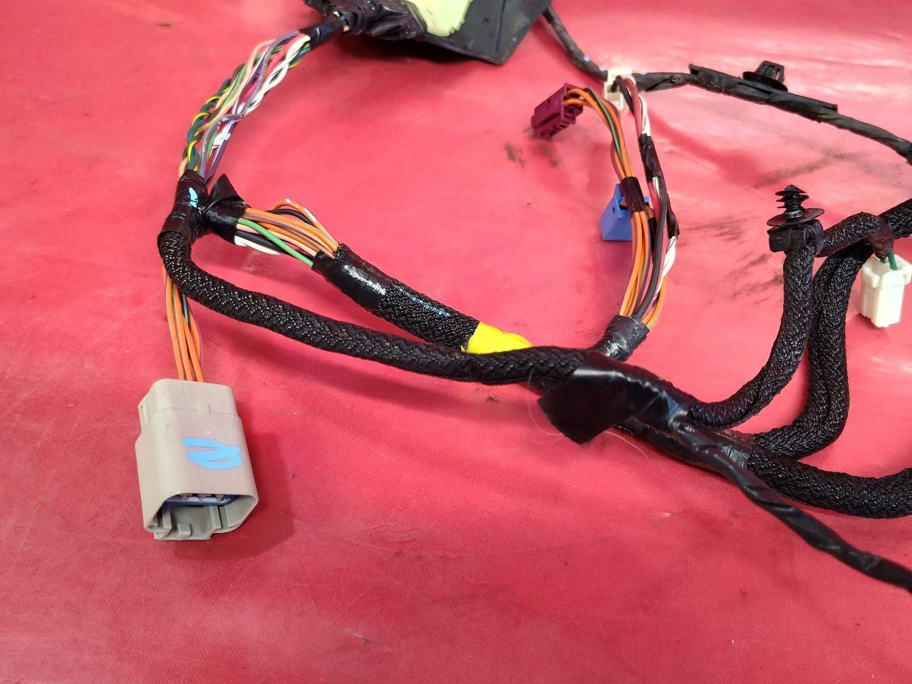 2013-2015 Dodge Ram 1500 2500 3500 Front Right Passenger Door Wiring Harness