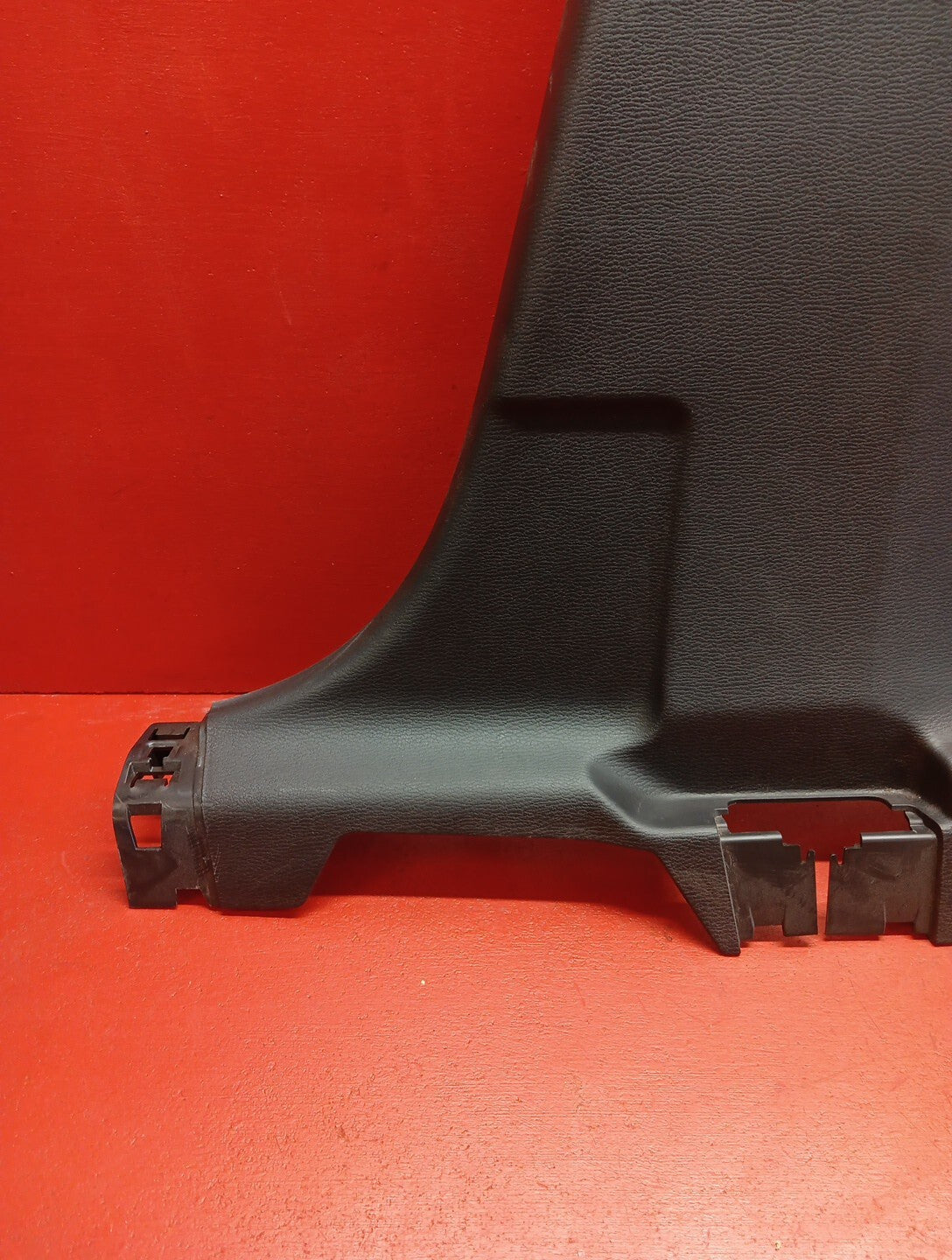 2022-2023 Mitsubishi Outlander Right B Pillar Center Lower Trim 7211A534XA