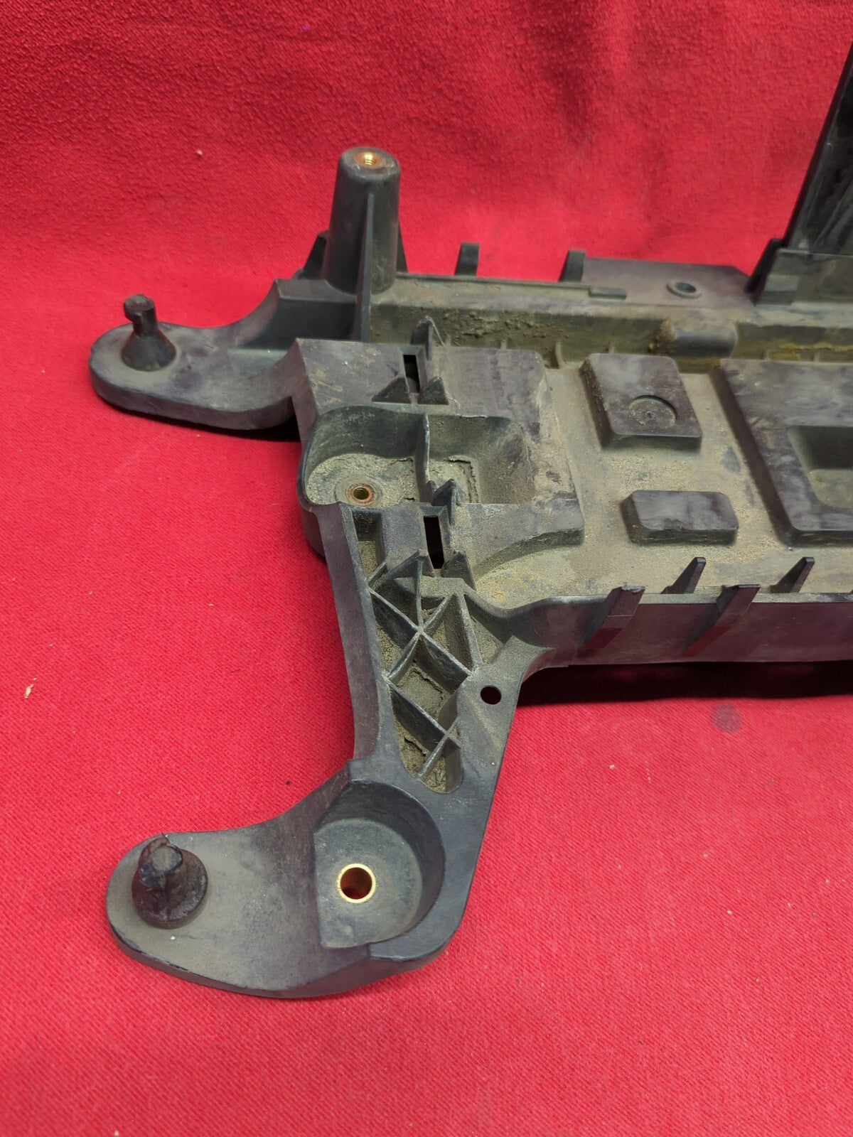 2006 - 2020 VW Volkswagen Audi Engine Compartment Battery Tray 1K0-915-333-D