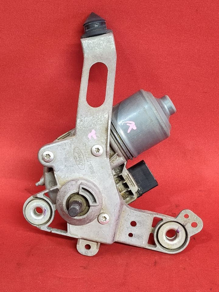 2012-2018 Ford Focus FRONT RIGHT PASSENGER Windshield Wiper Motor w/ Bracket
