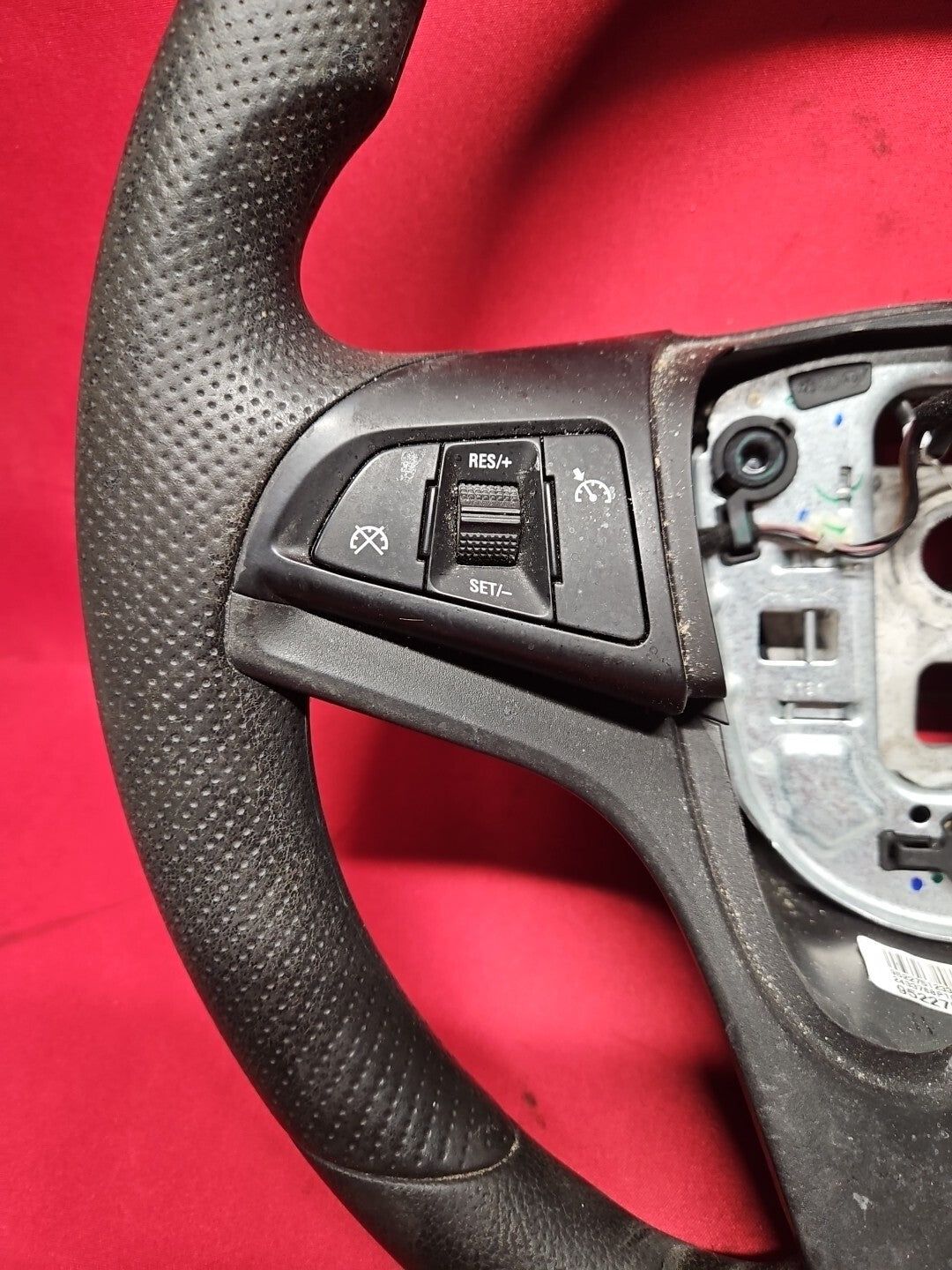2011 - 2016 Chevy Chevrolet Cruze Steering Wheel Black w/ Cruise 95227512