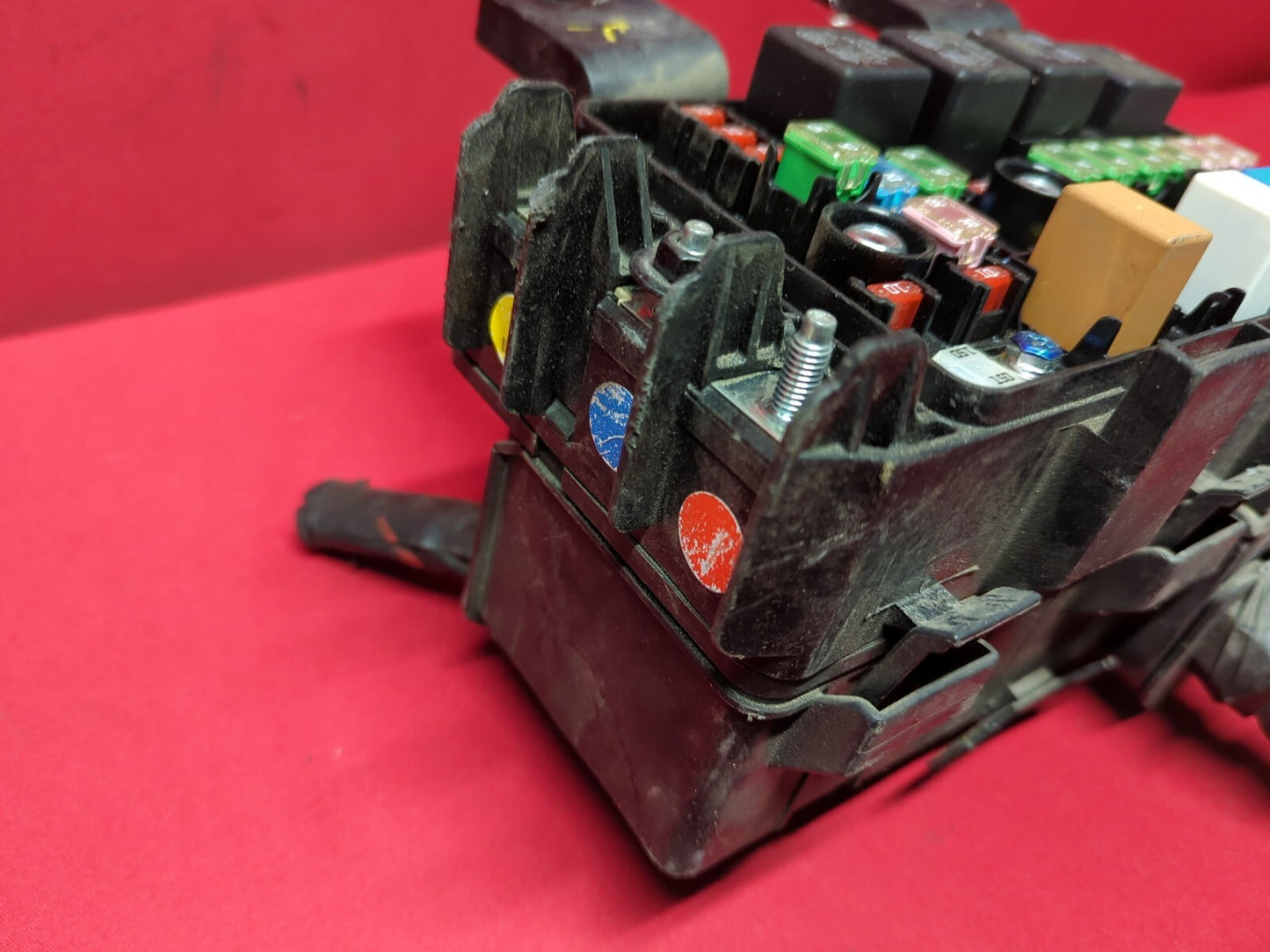 2009 2010 Hyundai Sonata 2.4L L4 A/T Engine Fuse Junction Block 91950-3K750