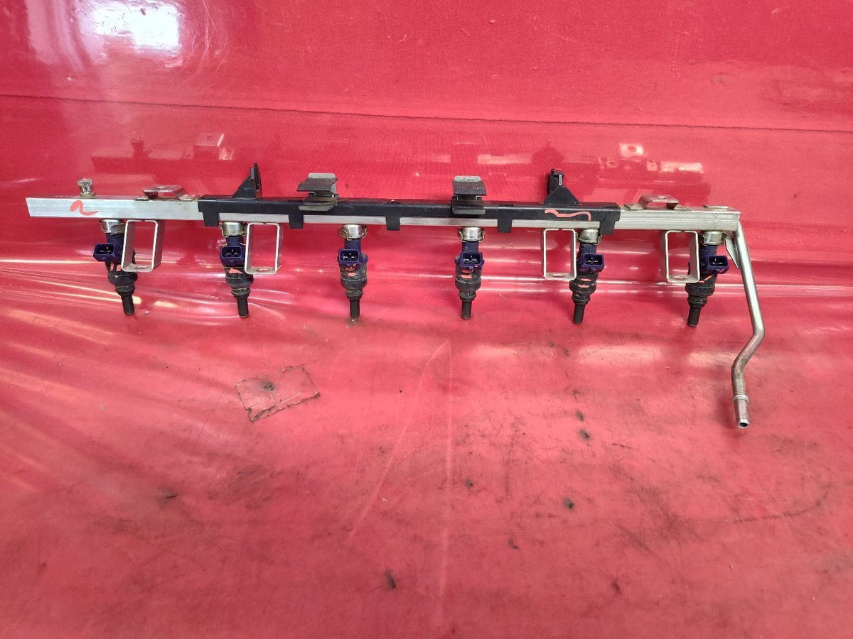 2001-2006 BMW 3.0L L6 Z/X/3/5 Fuel Ramp Rail Bracket Injectors Full Set - 127k
