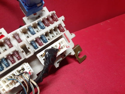 2002 - 2004 Nissan Altima Interior Fuse Box Relay Junction Block 24350-8J01A