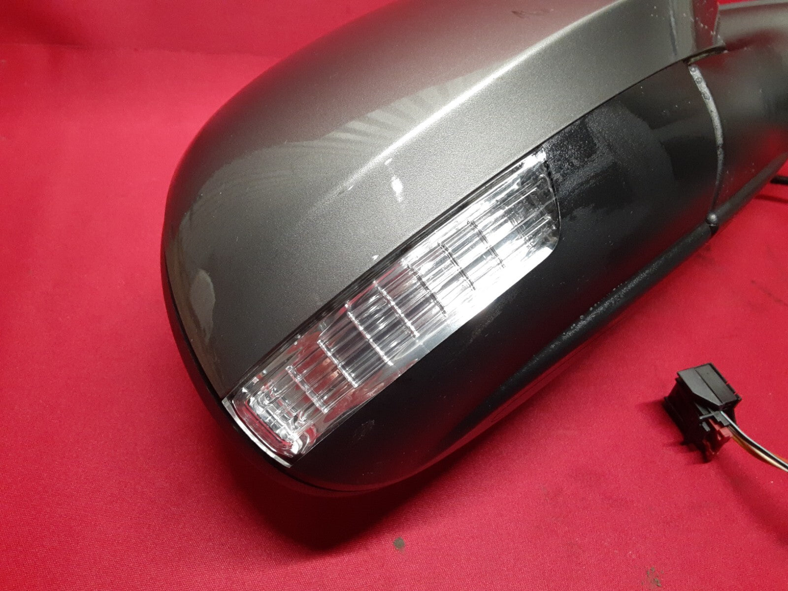 2009 - 2018 VW Tiguan RIGHT PASSENGER Door Wing Mirror D7S: Alpine Gray Metallic