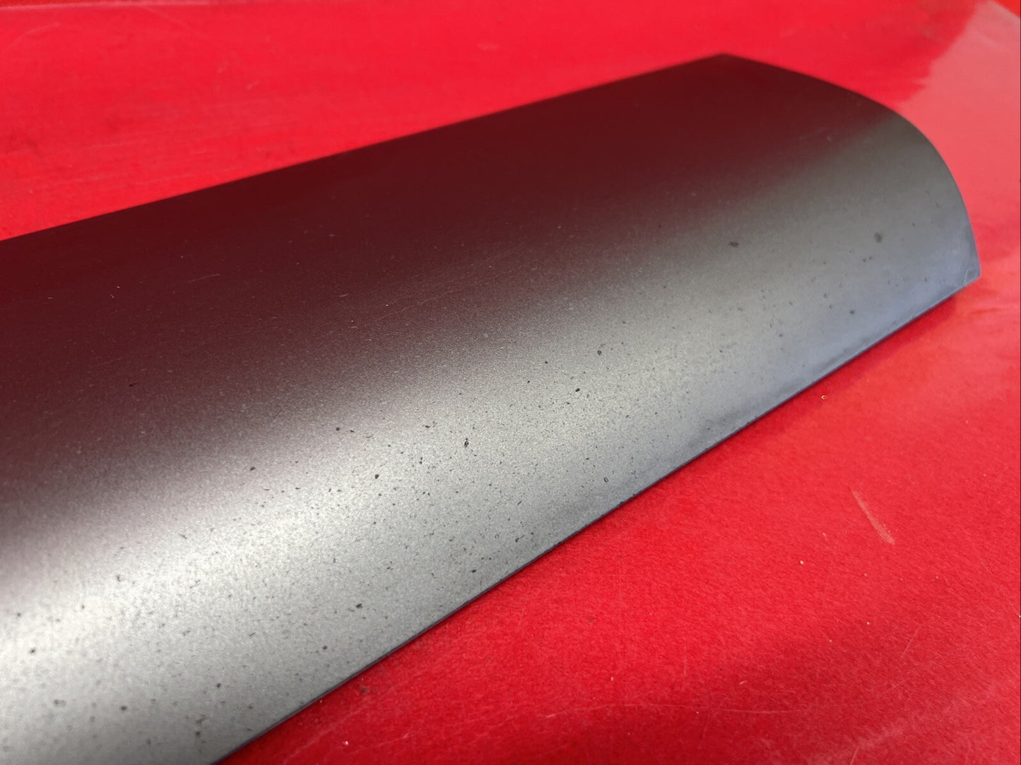 2007 2008 2009 Audi Q7 Right Passenger FRONT Door Lower Trim Molding GRAY