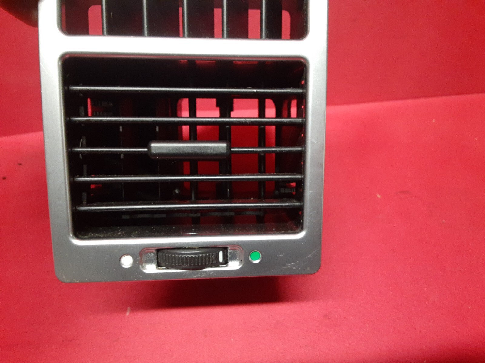 2003 - 2006 Range Rover HSE LEFT OUTER Dash Air Vent Register JVE000051
