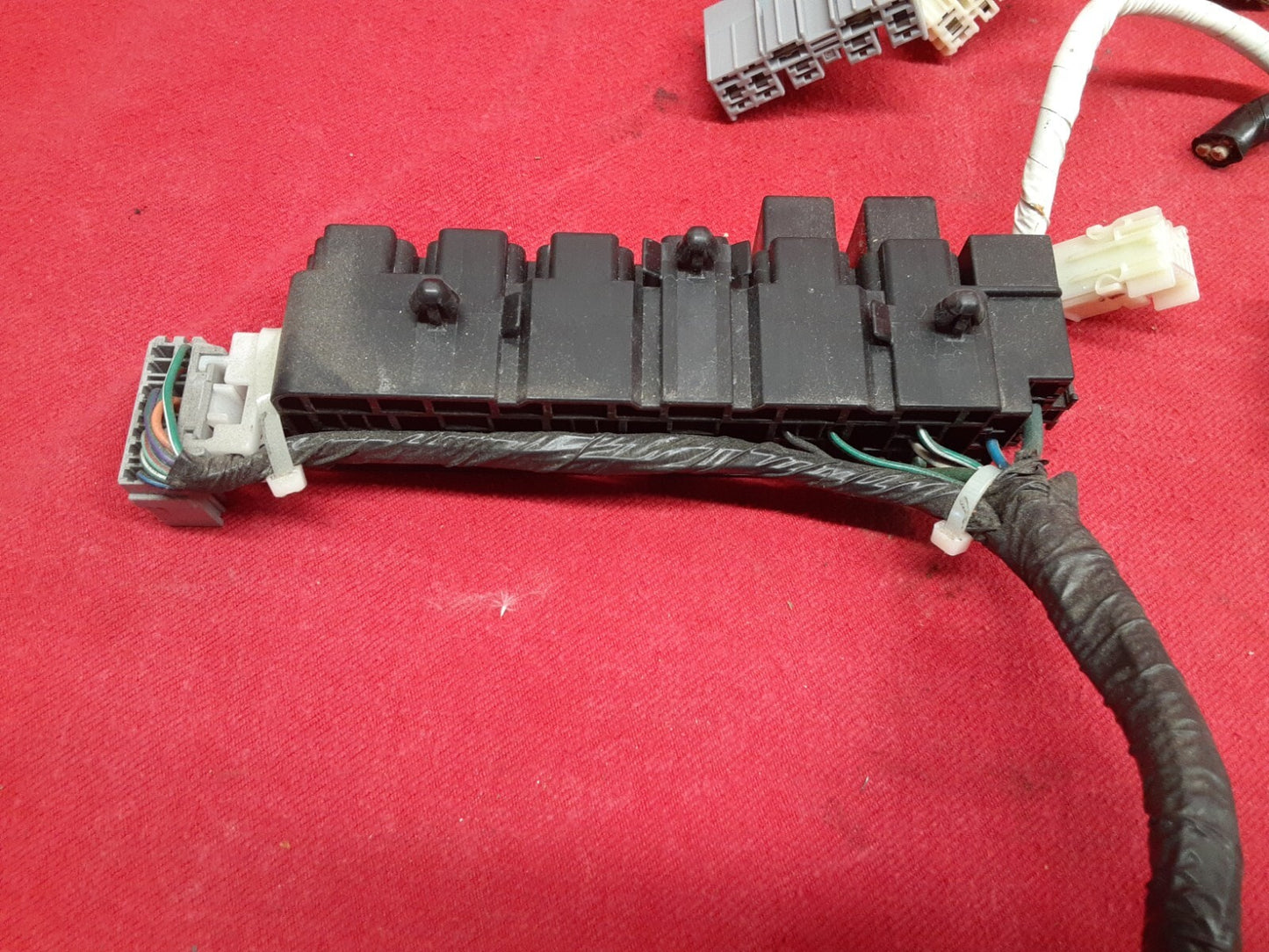 2000 2001 2002 2003 2004 Subaru Legacy Outback SEDAN Dash Fuse Box PIGTAIL WIRES